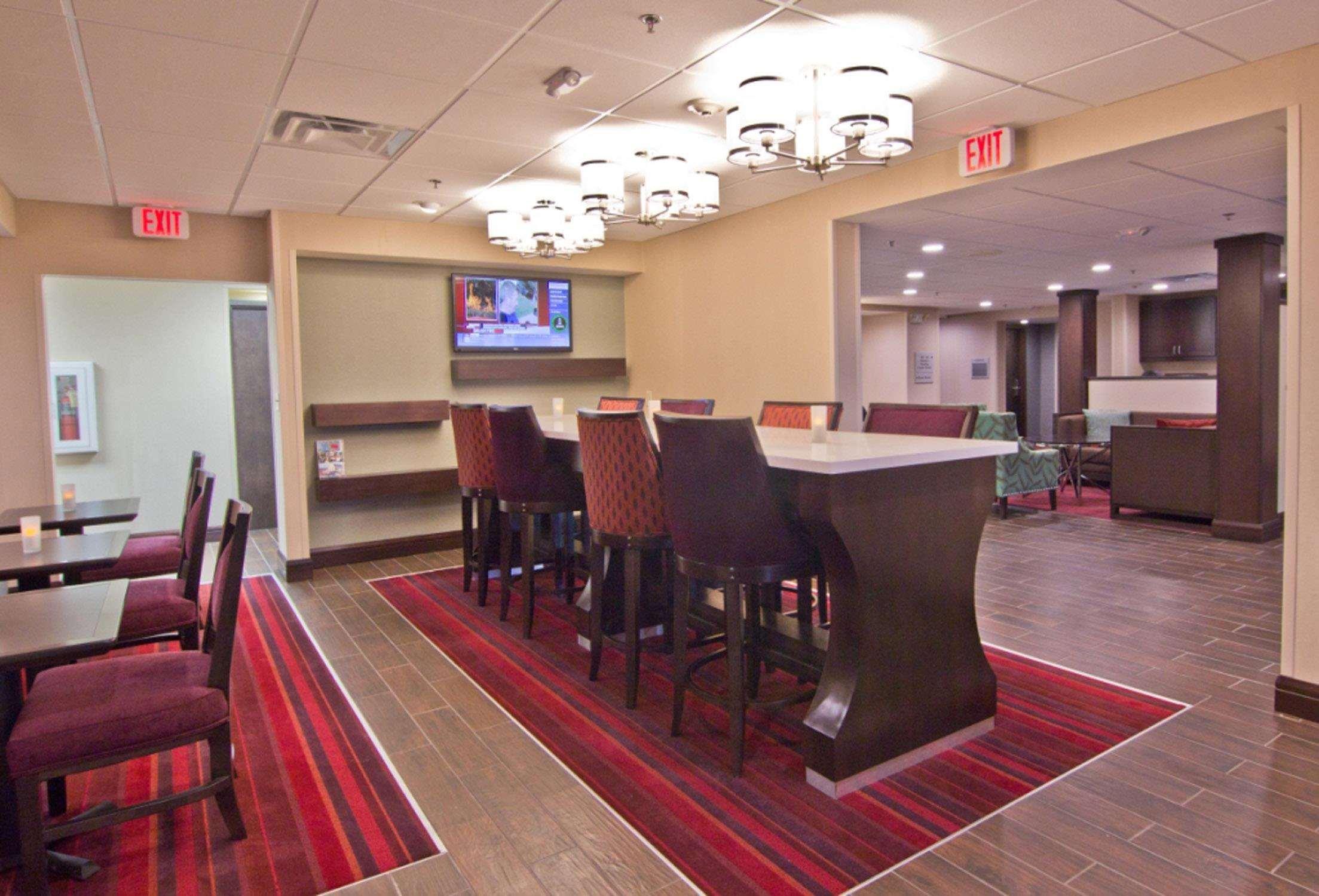 Hampton Inn Columbus-South Grove City Exterior photo